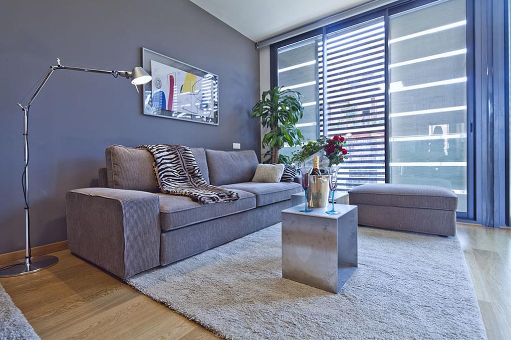 Apartment Barcelona Rentals - Pool Terrace In City Center Esterno foto