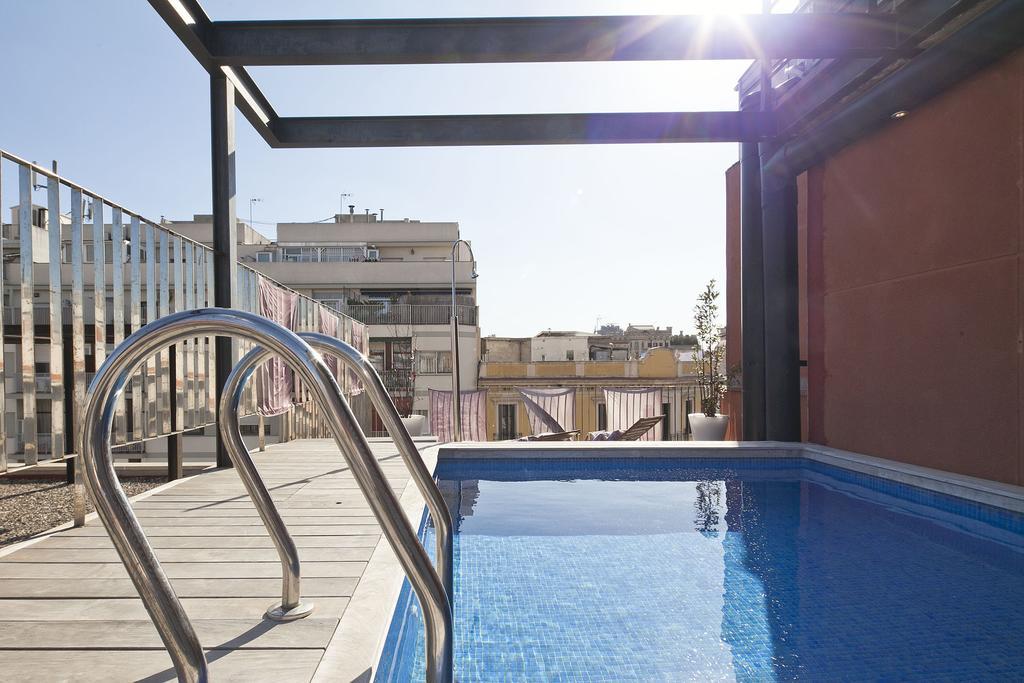 Apartment Barcelona Rentals - Pool Terrace In City Center Esterno foto